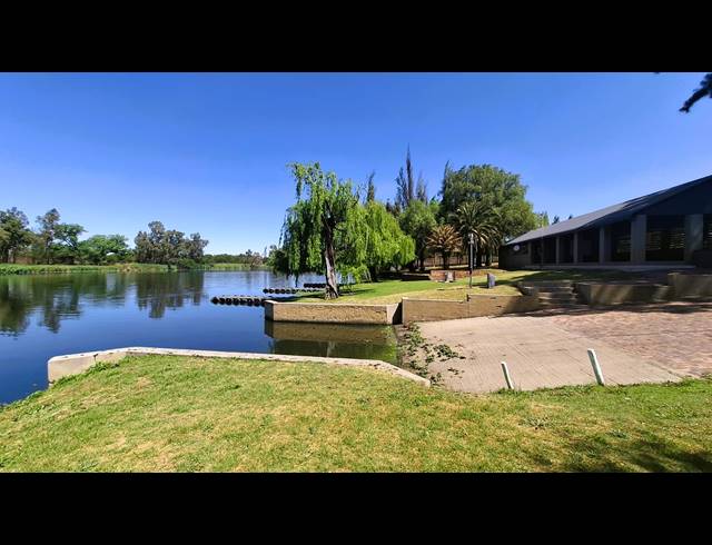 3 BEDROOM HOUSE FOR SALE IN RIVERSPRAY LIFESTYLE ESTATE